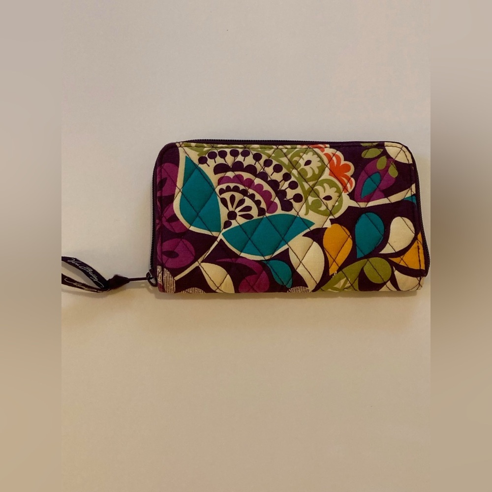 Vera Bradley Wallet Cosmetic Case Floral Paisley Lot of 2 Quilted Zip Around - Picture 7 of 13